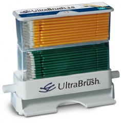 UltraBrush Le coffret de 100 applicateurs et 1 distributeur Microbrush 171389